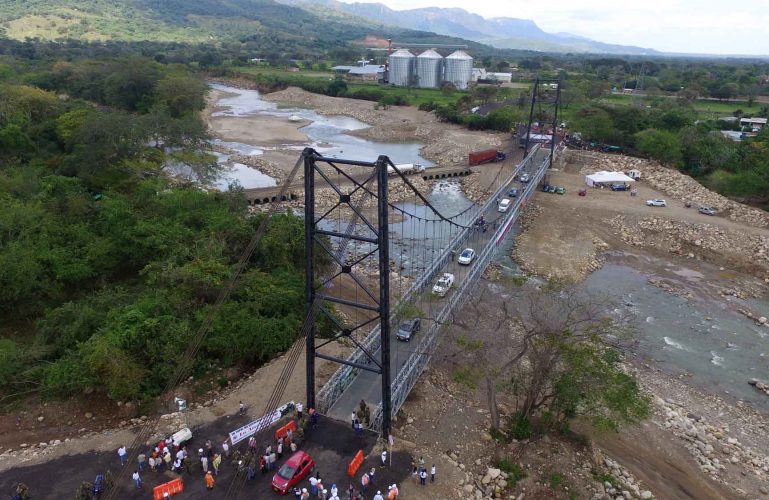 Durante 2 horas, cierre del puente Invías 2