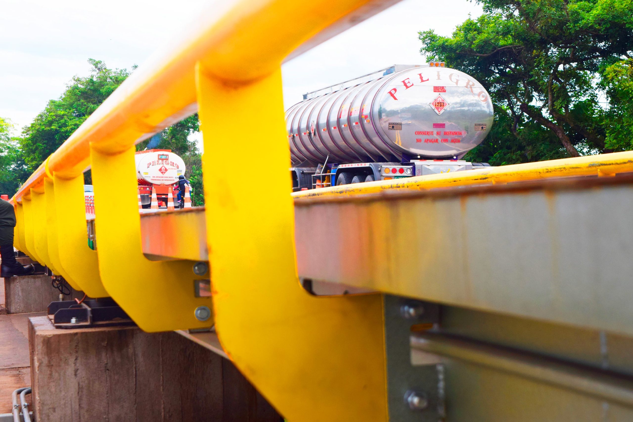 &nbsp; Covioriente inició pesaje de vehículos de carga vacíos en básculas alternas para agilizar la movilidad de los vehículos de carga pesada en Aguazul y Yopal, dentro de la estrategia definida para el período de la cosecha arrocera en Casanare. &nbsp; De esta forma, los vehículos de tres (3) ejes o más que transiten con carga, [&hellip;]