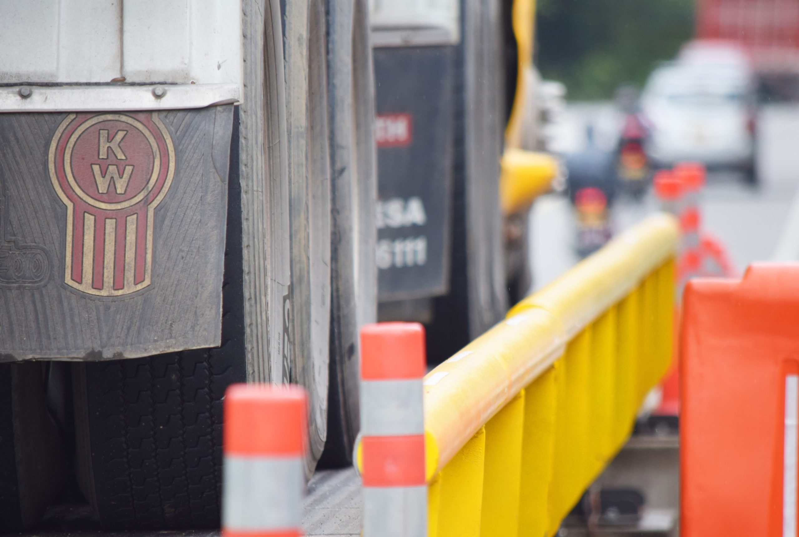 Yopal, 08 de diciembre de 2018. Covioriente informa a todos los conductores de carga pesada que durante los días 9 y 10 de diciembre del año en curso, deberán ingresar a las básculas ‘pesa por ejes’ localizadas en los Puntos de Referencia- PR 84+500, sector Iguamena en Aguazul y PR 97+300, sector La Guafilla en [&hellip;]