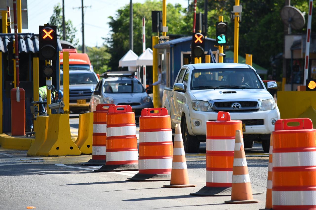 Villavicencio, 10 de enero de 2020.  Durante las festividades de fin de año y el puente festivo de Reyes, la Concesionaria Vial del Oriente en conjunto con la Policía de Tránsito y Transporte, dispusieron de más de 200 personas para implementar medidas adicionales que permitieron el tránsito de alrededor de 350.000 vehículos y una disminución de la accidentalidad de 25% […]