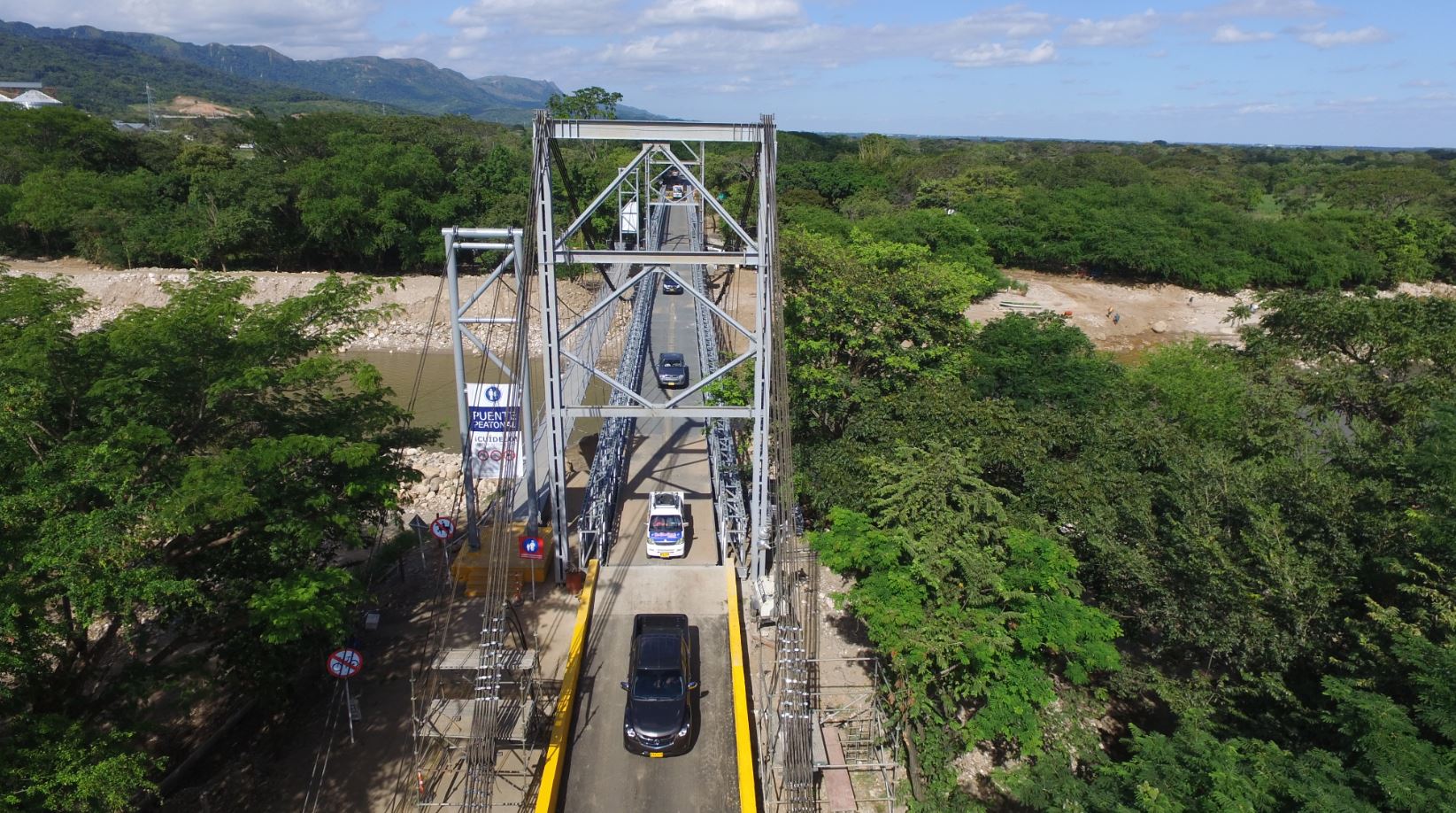 Villavicencio, 10 de febrero de 2020. La Concesionaria Vial del Oriente realizará mantenimiento preventivo a los puentes INVÍAS I e INVÍAS II, localizados sobre el río Charte, con el fin de conservar las condiciones de seguridad para los usuarios que se desplazan entre los municipios de Aguazul y Yopal.     Las actividades, que consisten […]