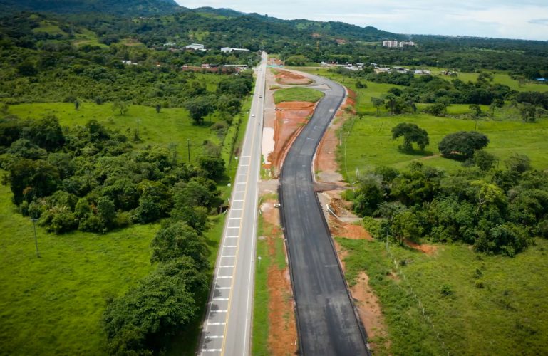 Construcción de vía Villavicencio-Yopal jalona generación de empleo y reactivación económica en la Orinoquia