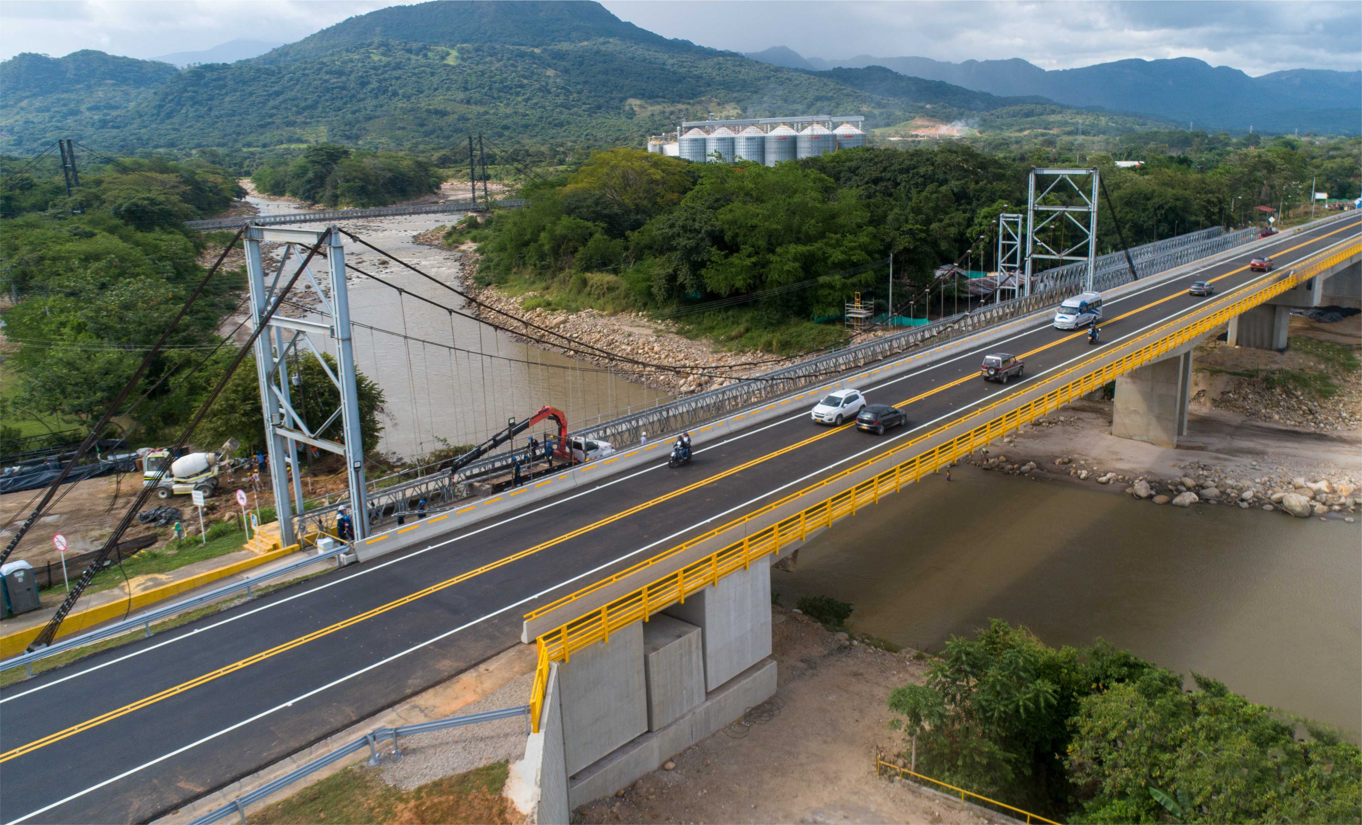 • El nuevo puente en el sector El Charte, entre Aguazul y Yopal en Casanare, mejoró la movilidad en la zona, sin embargo, los límites de peso y dimensiones de los vehículos de carga siguen rigiéndose según la normatividad de orden nacional.   Yopal, 23 de septiembre de 2020. La Concesionaria Vial del Oriente se […]
