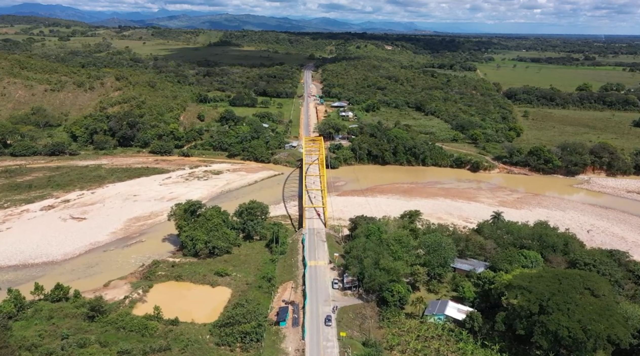 Villavicencio, 12 de enero de 2021. Durante cuatro horas se restringirá el paso vehicular a la altura del kilómetro 38 de la Ruta Nacional 6512 en el tramo Monterrey – Tauramena para el desarrollo de labores de mantenimiento en el puente Chitamena.   El cierre de este sector iniciará a las 10:00 de la noche […]