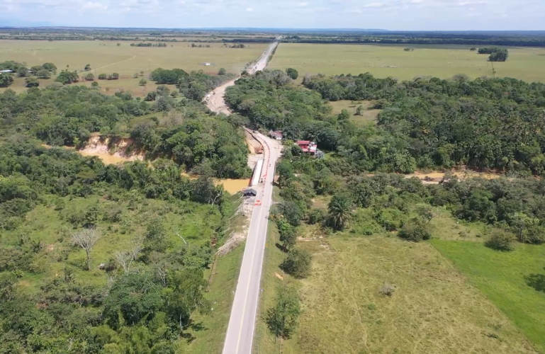 Restricción vehicular nocturna en los puentes La Conquista y Cabuyarito de Paratebueno por vaciado de concreto