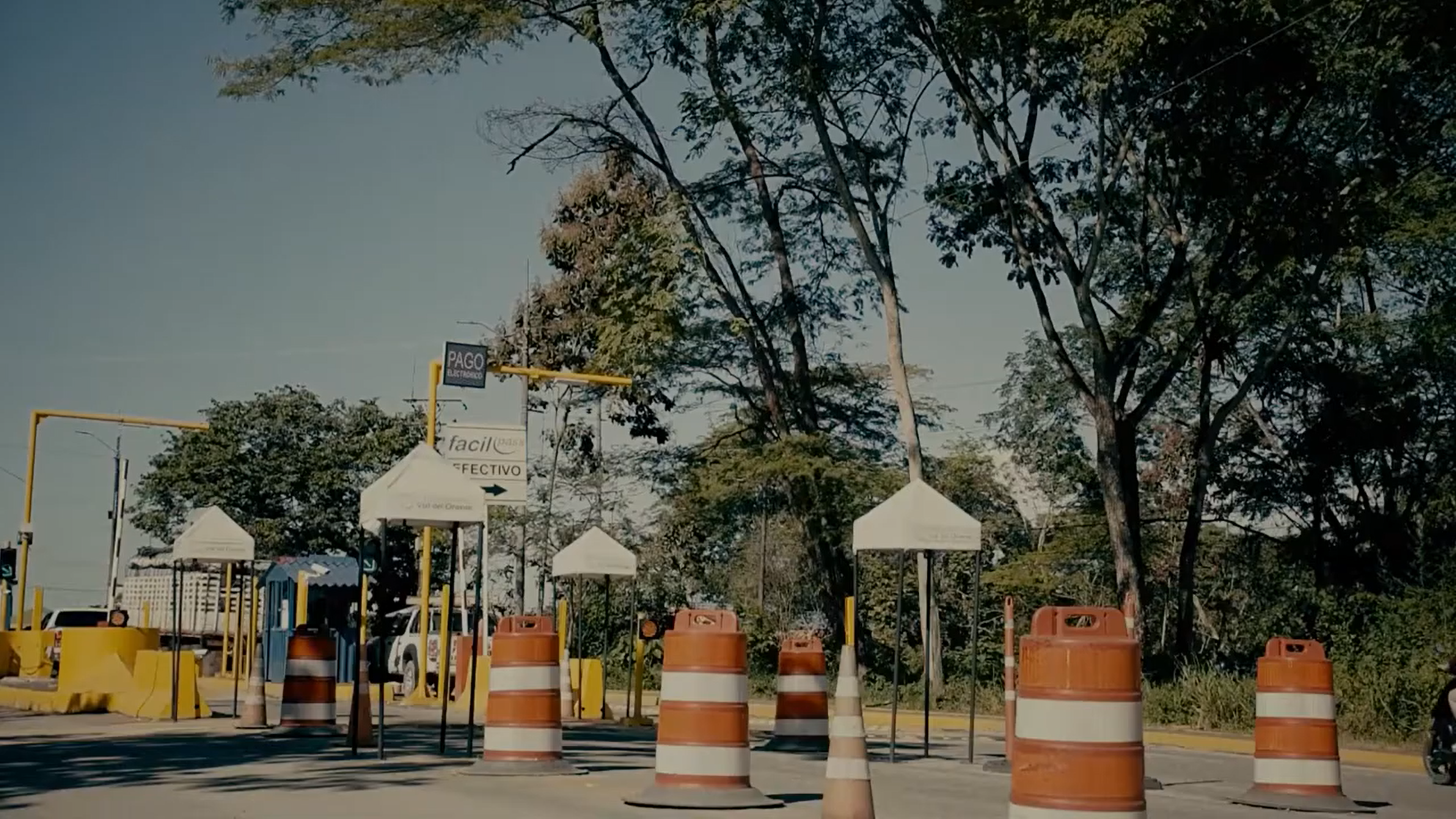 Villavicencio, 13 de noviembre del 2024. Respecto al bloqueo permanente iniciado el pasado 2 de agosto en la estación de peaje Puente Amarillo de la concesión vial Villavicencio – Yopal, la Concesionaria Vial del Oriente S.A.S. informa:    Desde esa fecha, se han llevado a cabo más de 12 mesas de diálogo con los manifestantes, […]